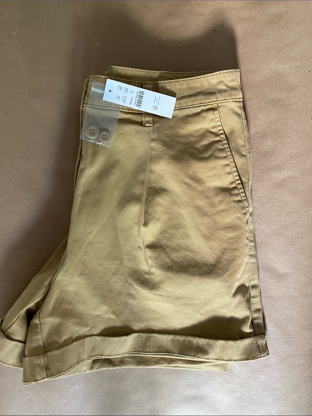 NWT J Crew Classic Cotton Shorts in Khaki Size 6